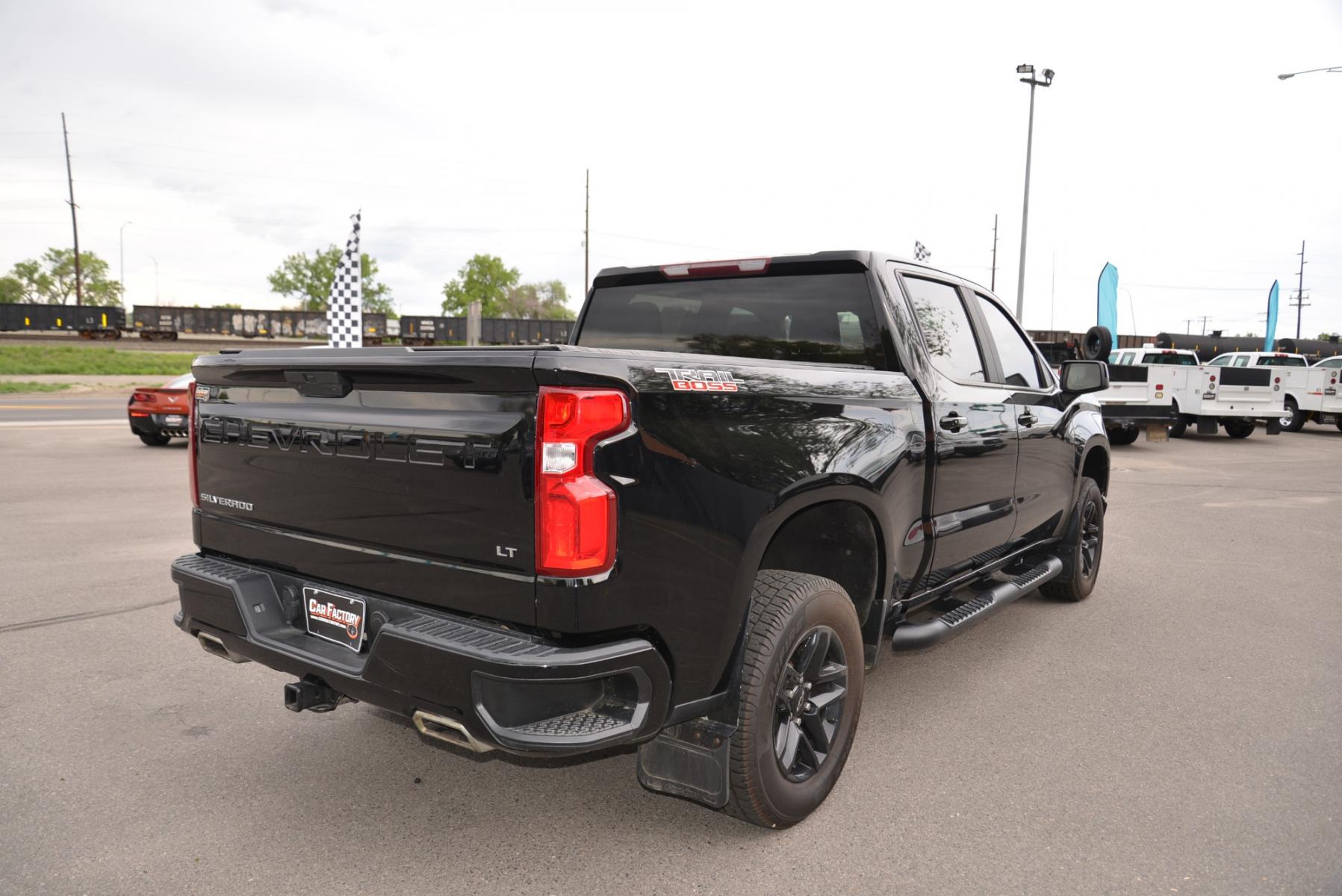2019 Black /Gray Chevrolet Silverado 1500 LT Z71 Trail Boss (1GCPYFED9KZ) with an 5.3 V8 engine, 8 speed automatic transmission, located at 4562 State Avenue, Billings, MT, 59101, (406) 896-9833, 45.769516, -108.526772 - 2019 Chevrolet Silverado 1500 LT Trail Boss Crew Cab 4WD - One owner! 5.3L V8 OHV 16V engine - 8 speed automatic transmission - 4WD - 76,924 miles - Inspected and serviced - copy of inspection and work performed as well as a full vehicle history report provided LT Trail Boss package - air con - Photo #1